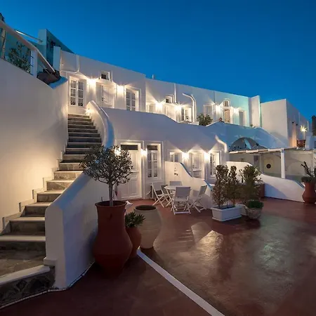 Cave Aparthotel 3*