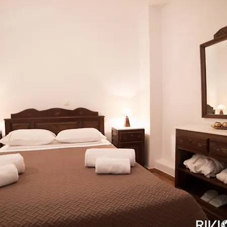 Cave Aparthotel Oia (Santorini)
