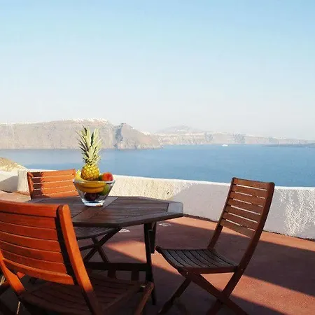 Lägenhetshotell Oia Cave Houses 3*